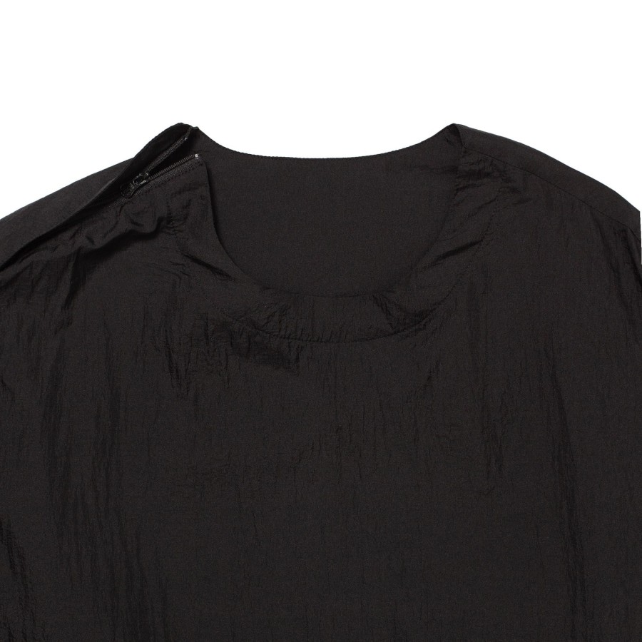 Men Black Scale Shirts & Tops | Lightweight Nylon Pullover Crewneck Black